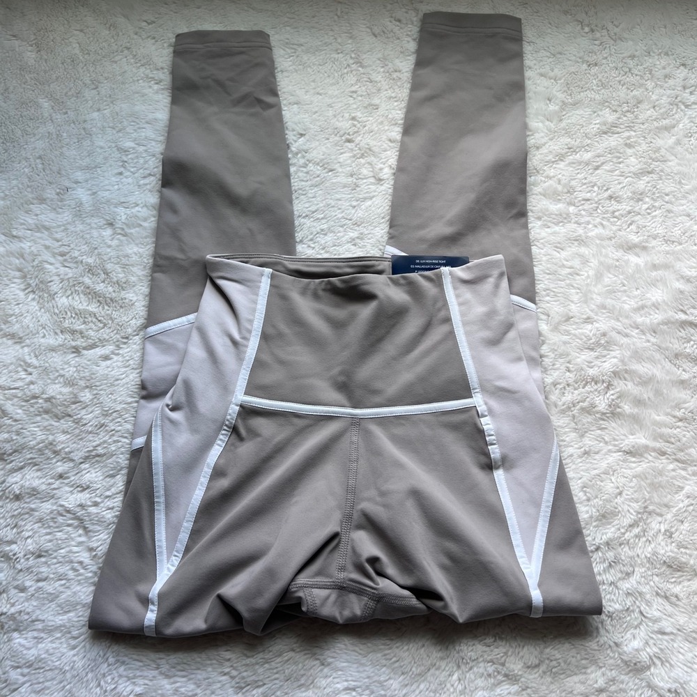Reebok Lux High-Rise‎ Tight Leggings Tan Beige Colorblock White Piping XS NEW